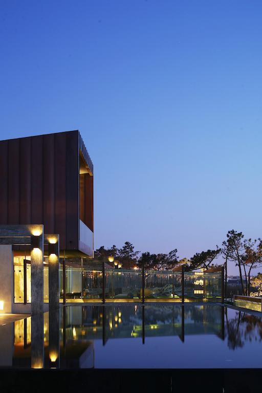 Areias Do Seixo Charm Hotel & Residences อา ดุส คุนญาดุส ภายนอก รูปภาพ